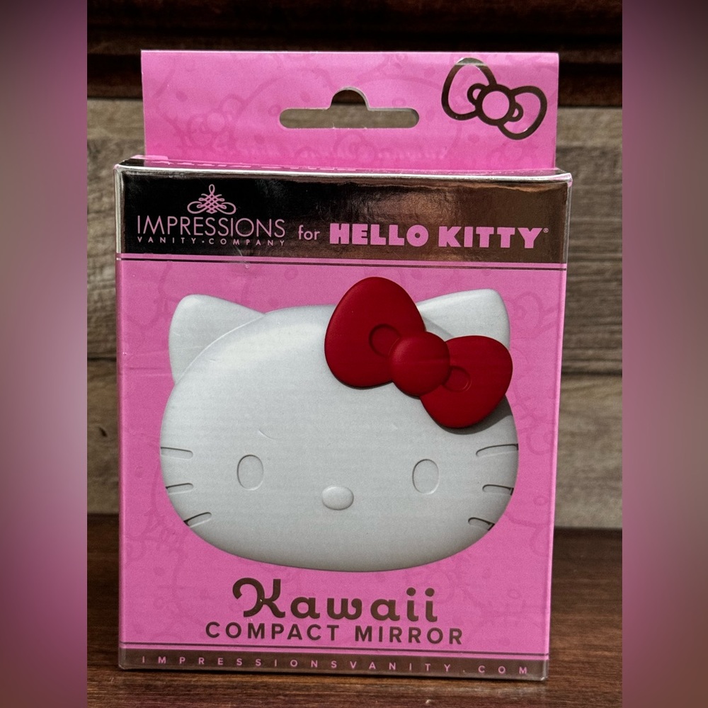 Cute 🥰 Impressions Vanity Hello Kitty Kawaii Compact Mirror with Touch Sensor S…